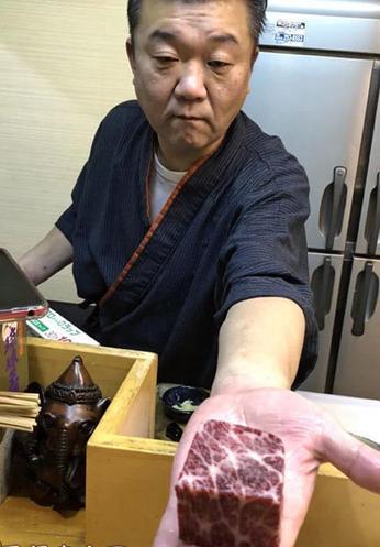 侃天下日本恢复商业捕鲸三年鲸肉交易价再创新高(图3)