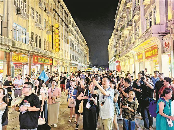 “活力中国调研行”聚焦“甜蜜经济” 感受社区新活力