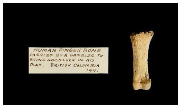 这些诡异瘆人的博物馆藏品看完起了一身鸡皮疙瘩……(图11)