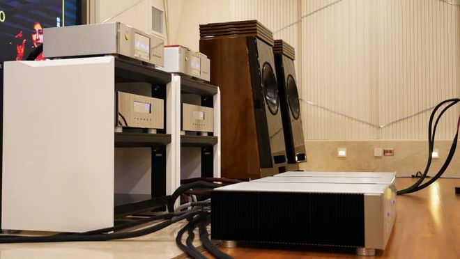 花了20年用耳朵调音国产音响新巨人先韵音响九霄旗舰音箱系统(图10)