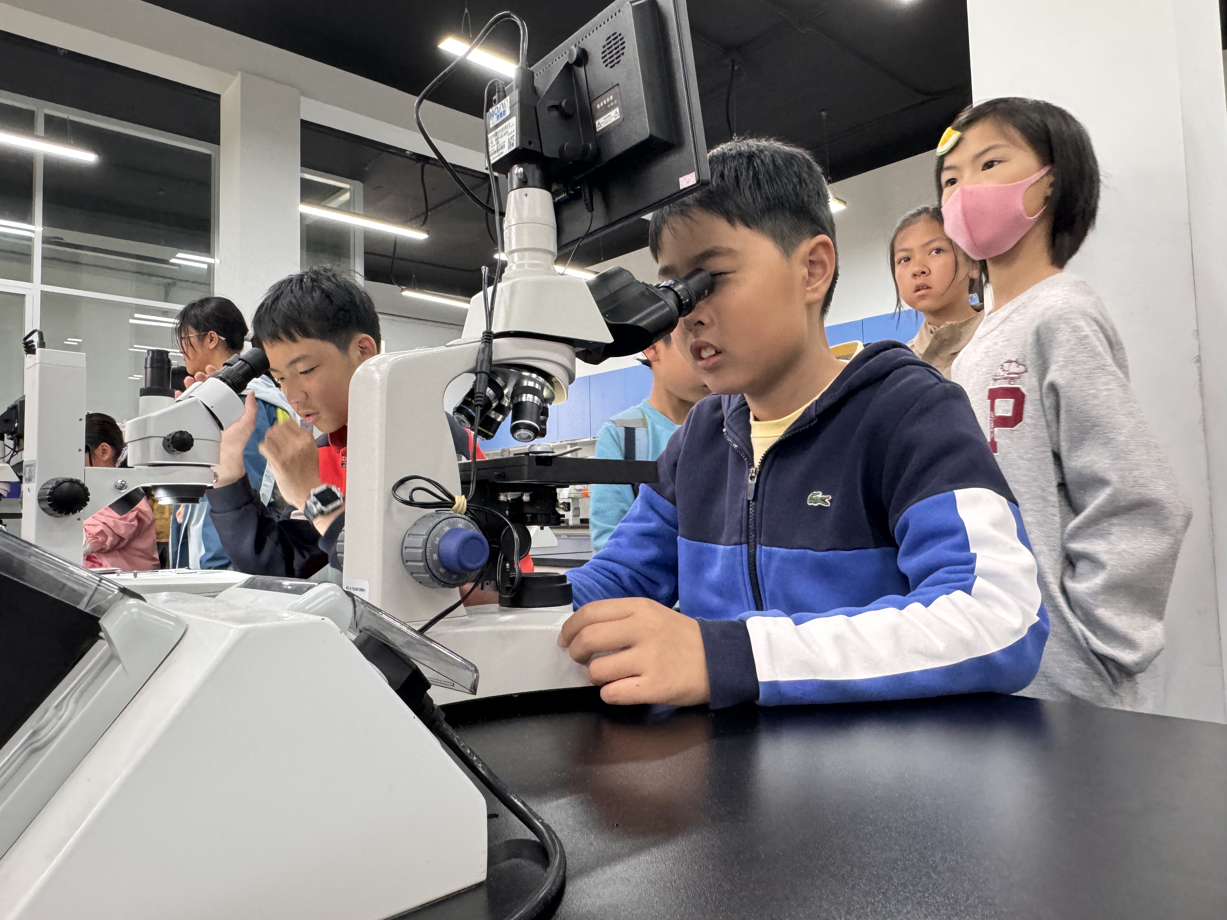 中国科学院海洋研究所公众科学日让2000人哇声一片(图1)